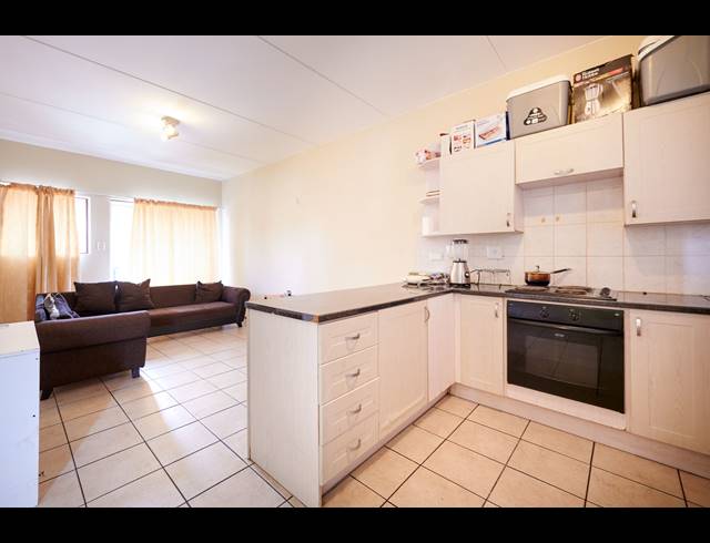 2 BEDROOM APARTMENT SOLD IN HALFWAY GARDENS
